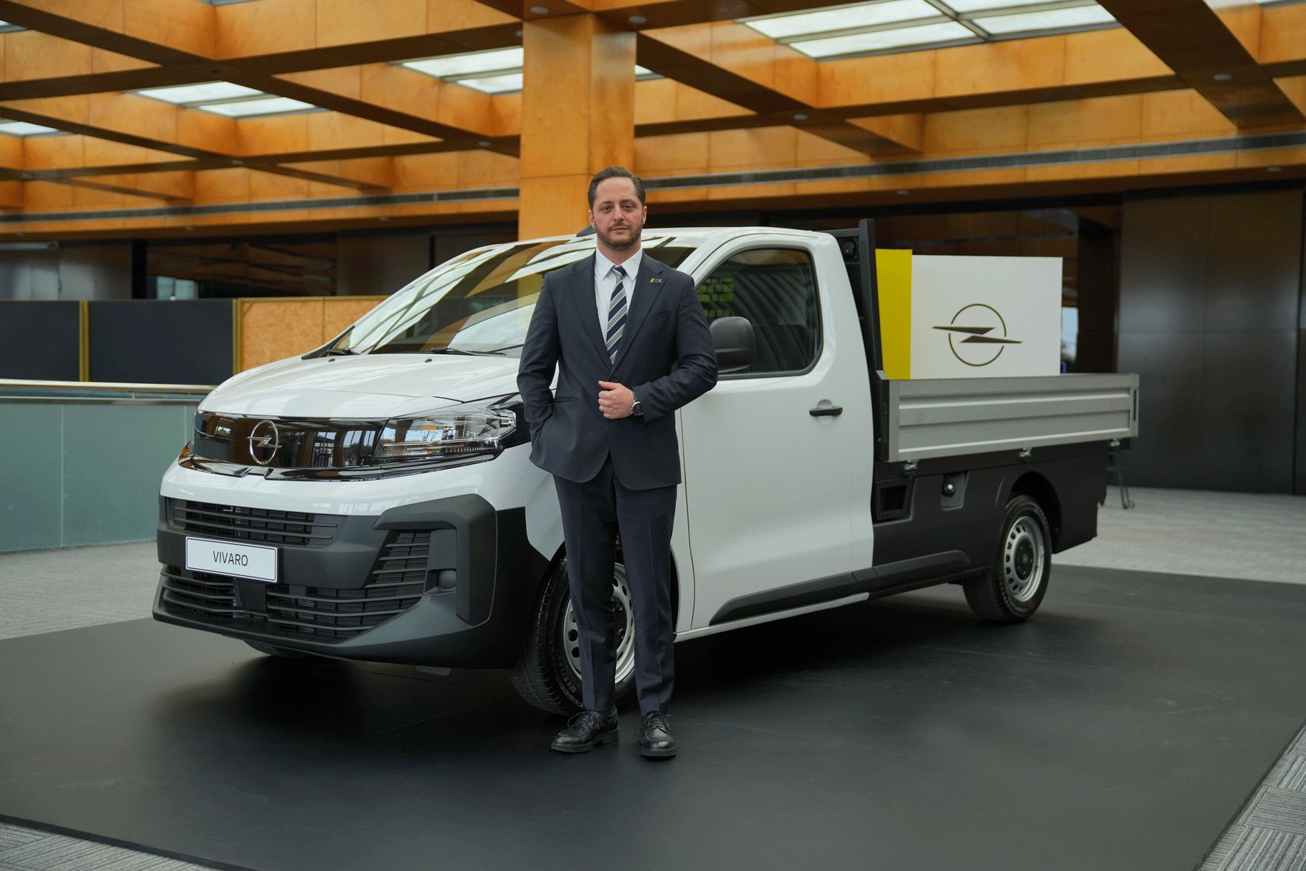 Opel Vivaro Kamyonet Türkiye’de satışa sunuldu