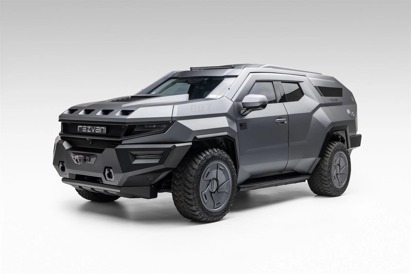 Rezvani Vengeance zırhlı SUV tanıtıldı
