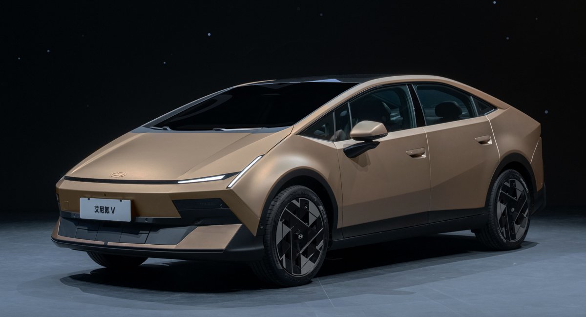 Hyundai Ioniq V Pekin Otomobil Fuarı’nda tanıtıldı