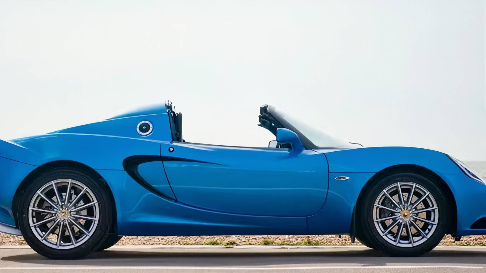 Lotus Elise S2 Toyota Camry fiyatına manuel spor otomobil