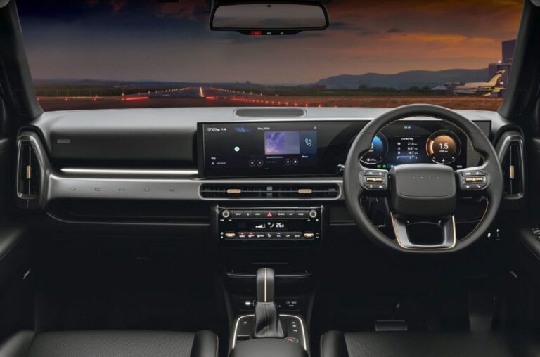 Hyundai Venue Knight Edition Hindistan’da tanıtıldı