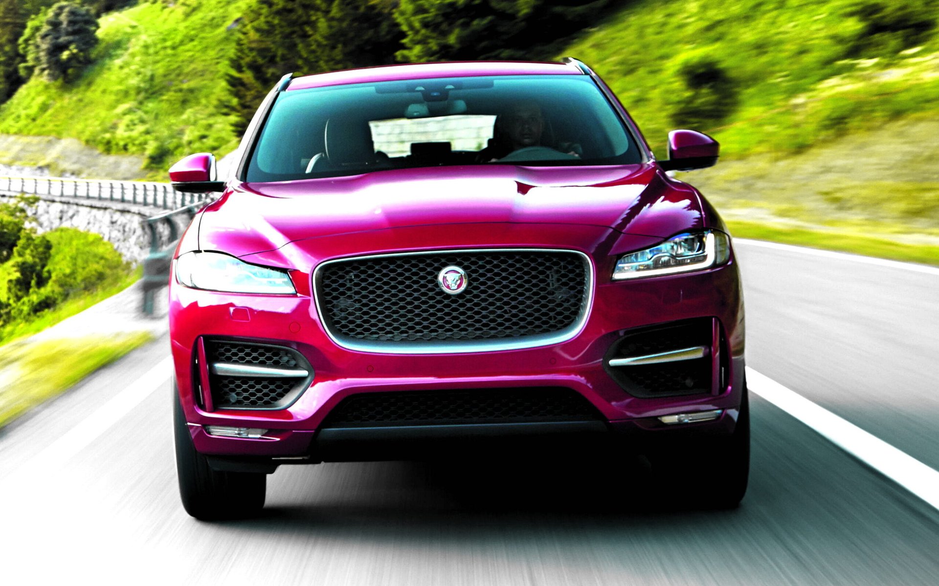 Land Rover ve Jaguar SUV’larda DCDC arızası nedeniyle toplu geri çağırma