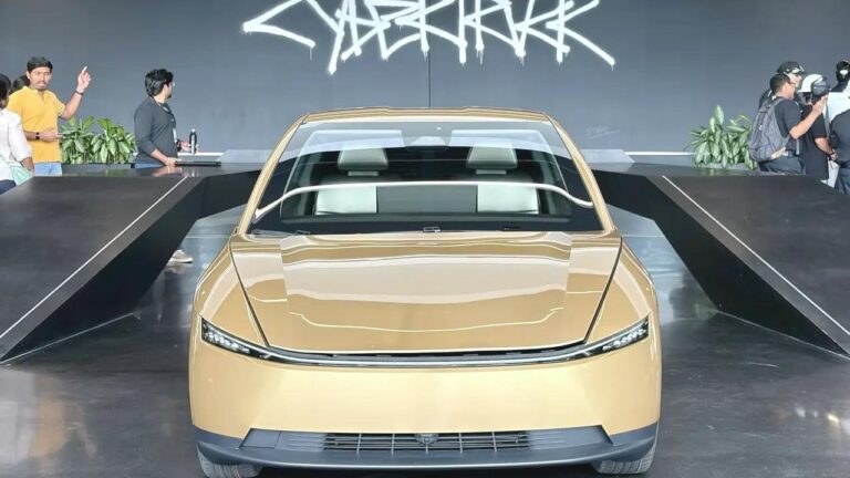 Tesla Cybercab üretimi Giga Texas’ta başladı