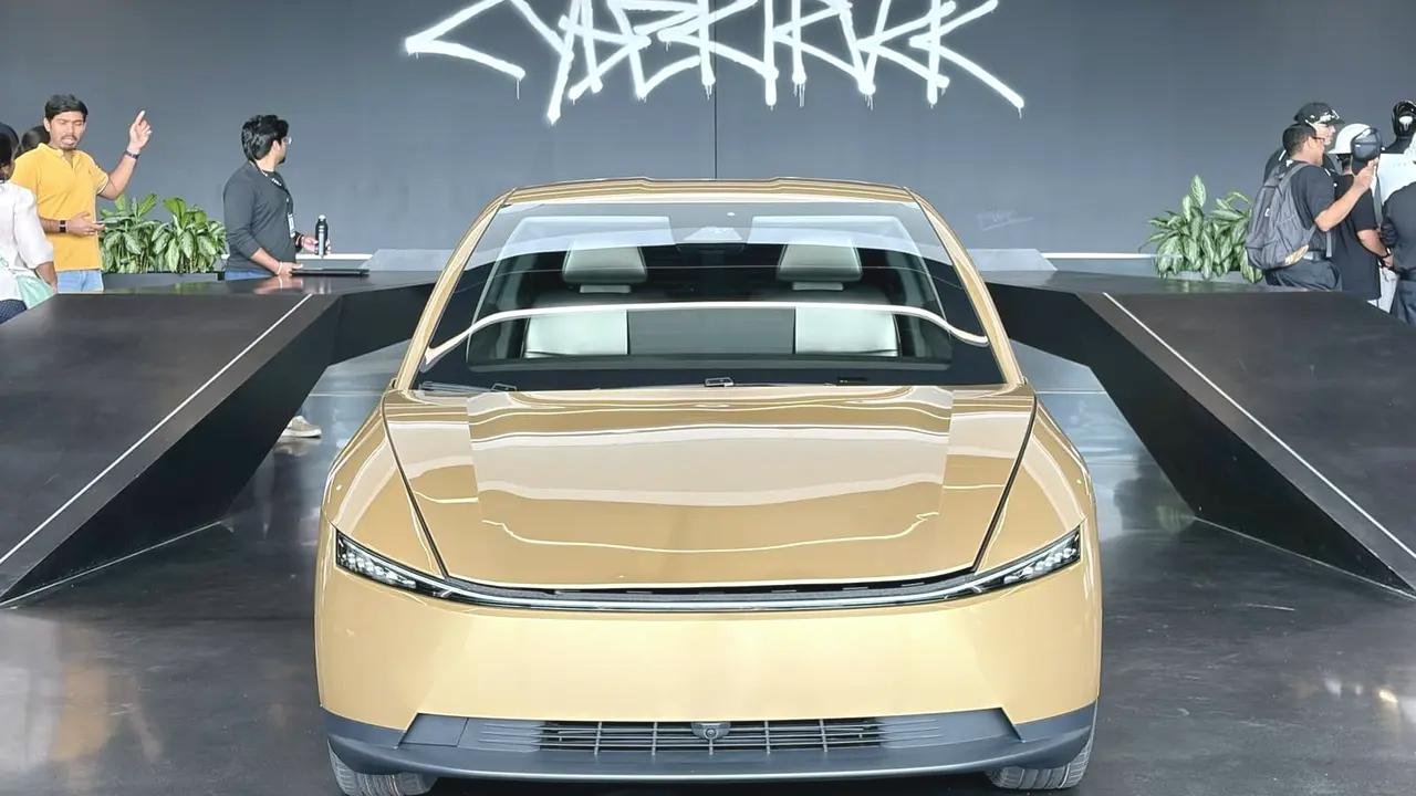 Tesla Cybercab üretimi Giga Texas’ta başladı