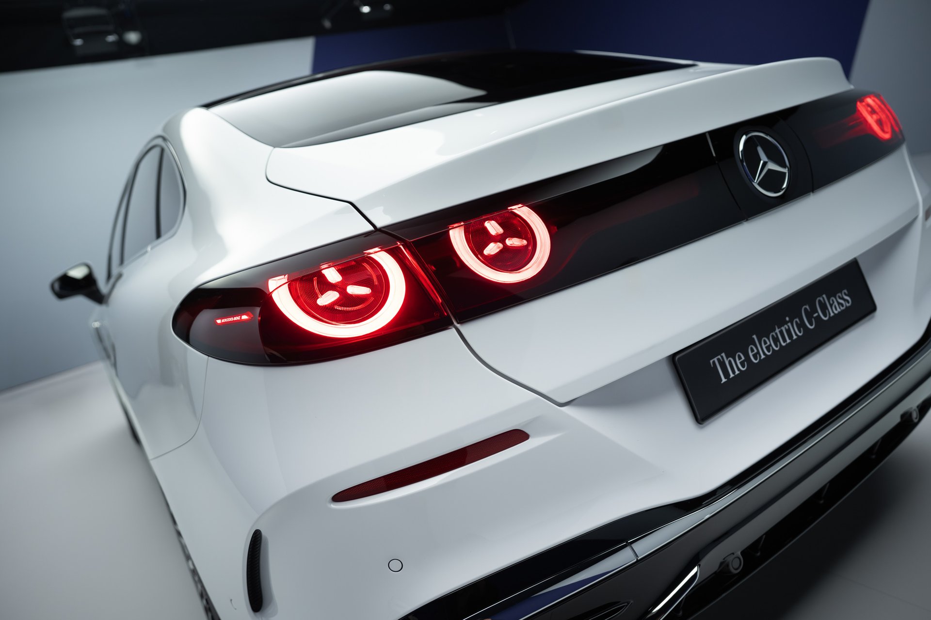 Mercedes-Benz elektrikli modeller batarya tedarikinde Samsung ile anlaştı