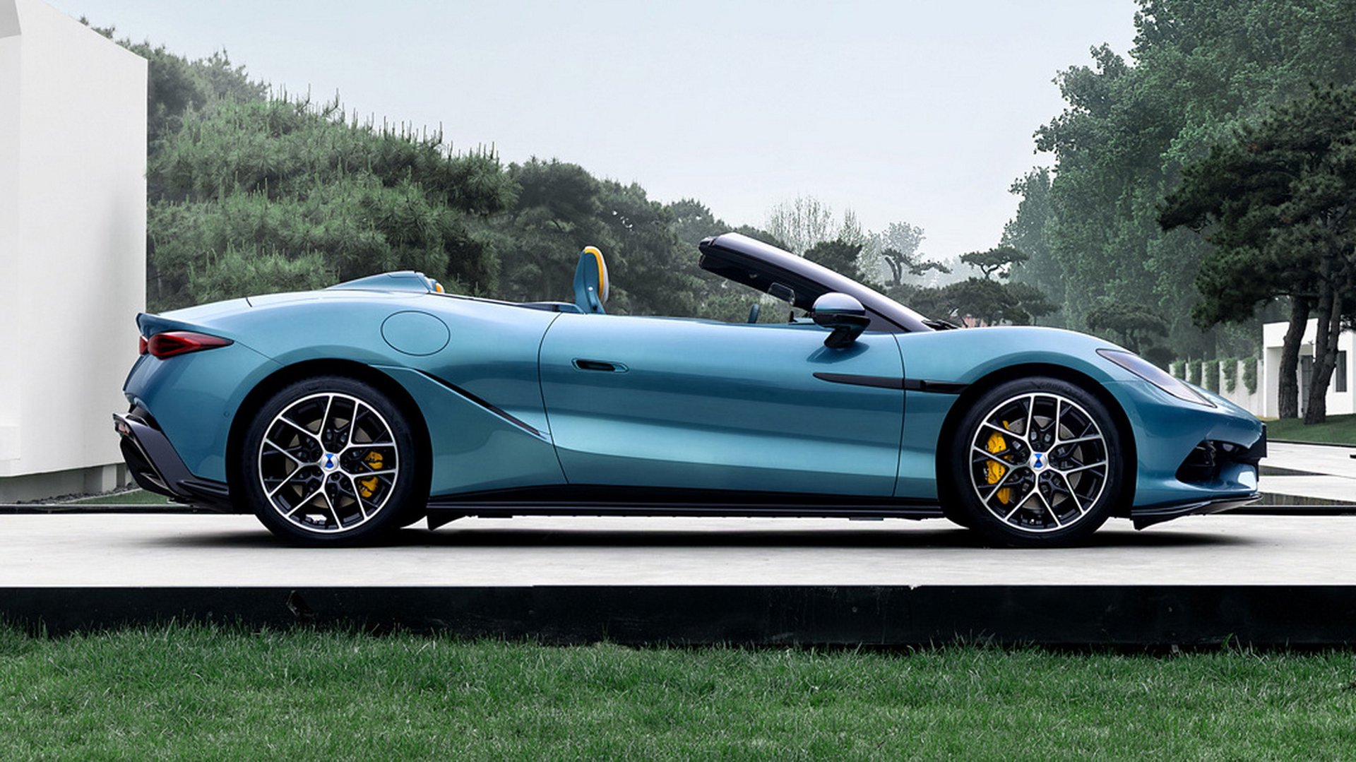 Denza Z Cabrio Çin’de tanıtıldı