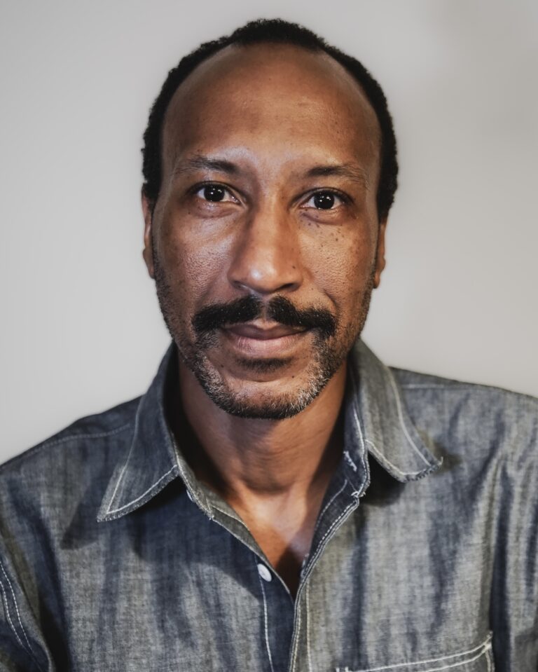 Eric Stafford Kimdir? Otomotiv Yazarı Profili