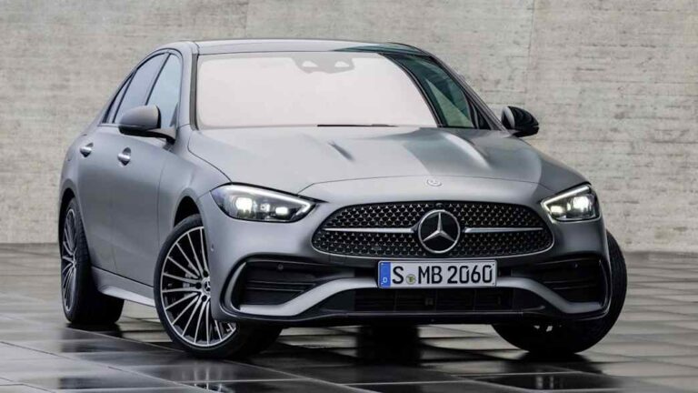 Mercedes-Benz C 400 4MATIC Electric tanıtıldı