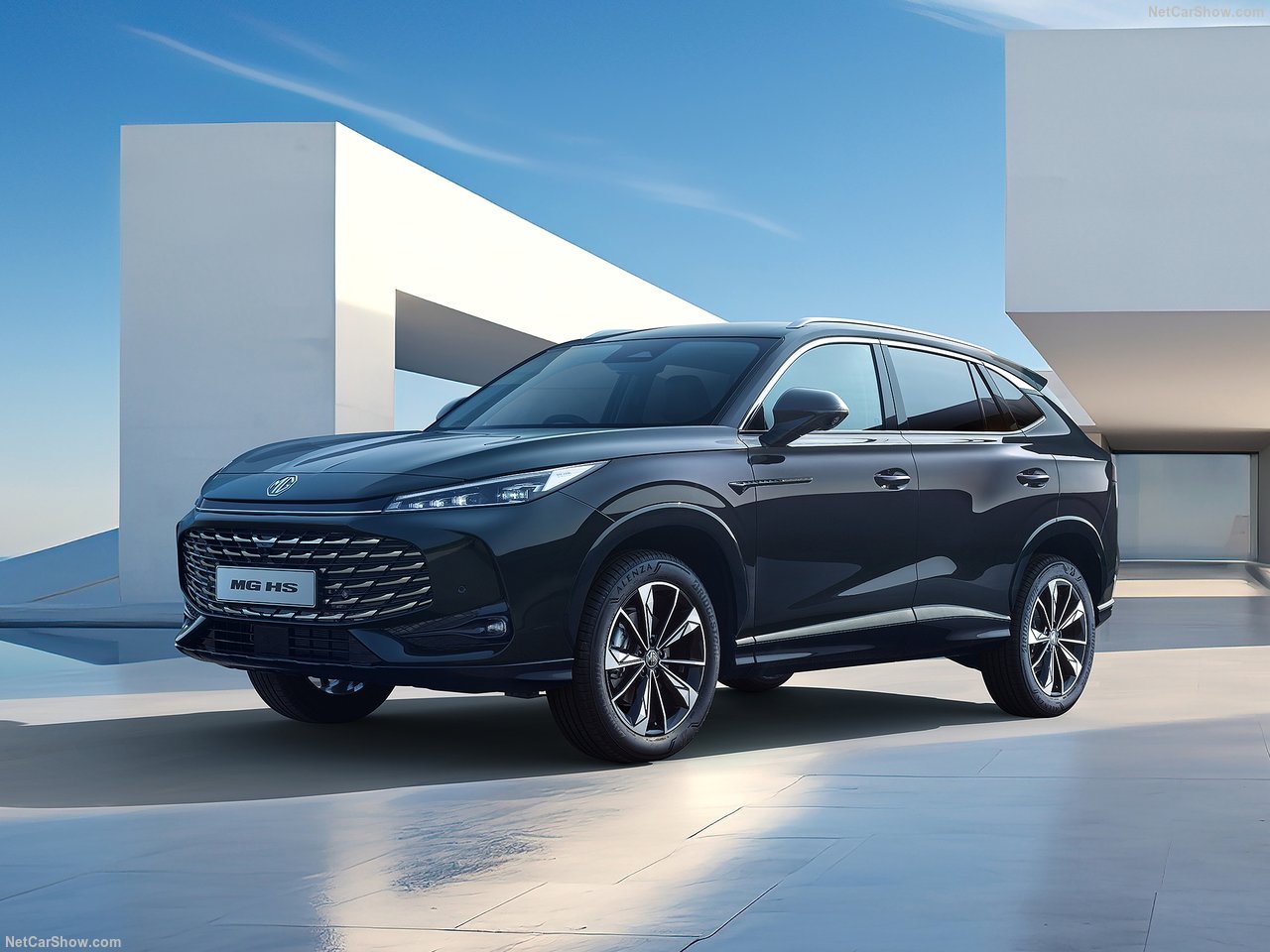MG HS