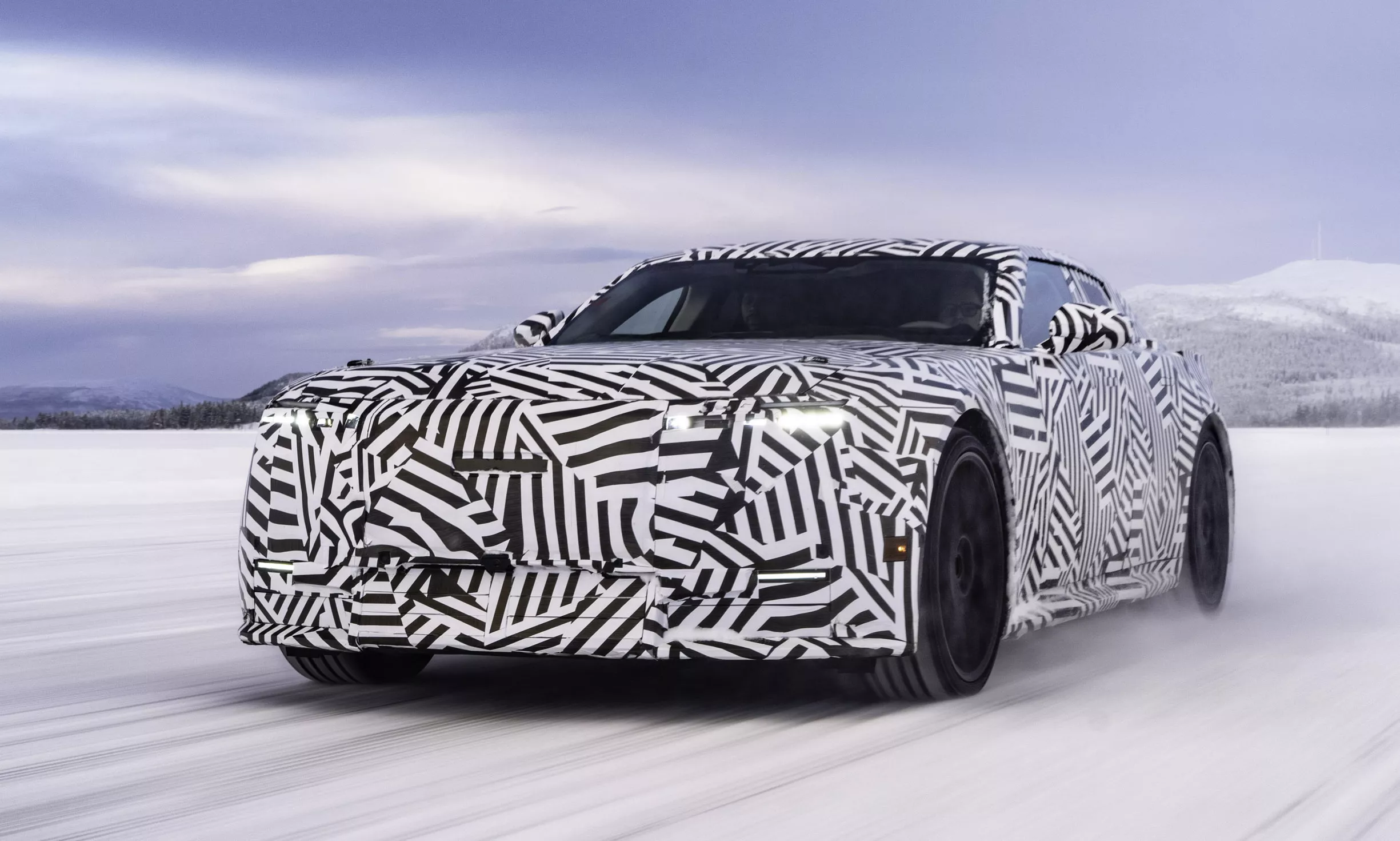 Jaguar GT elektrikli sedanın üretim versiyonu ilk detaylarla ortaya çıktı