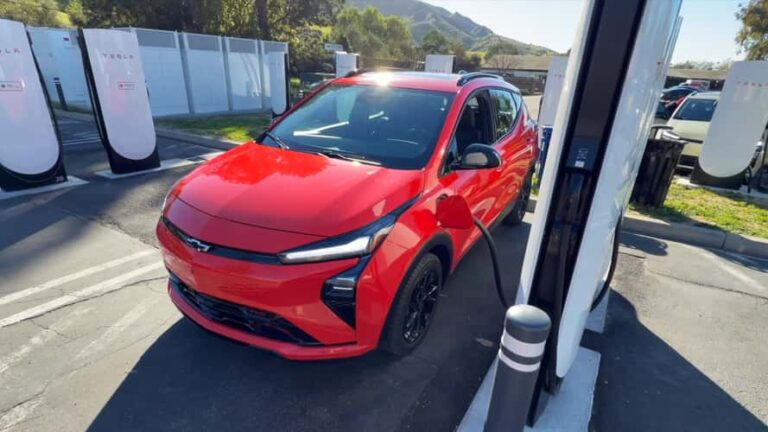 ABD’de Elektrikli Araçlara 130 Dolarlık Yıllık Ücret Gündemde