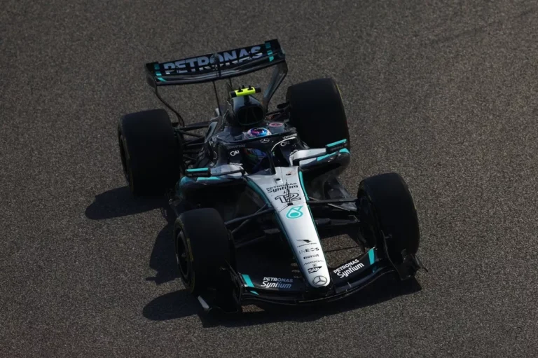 F1 2027 Motor Değişimi Mercedes’i Zorlayabilir