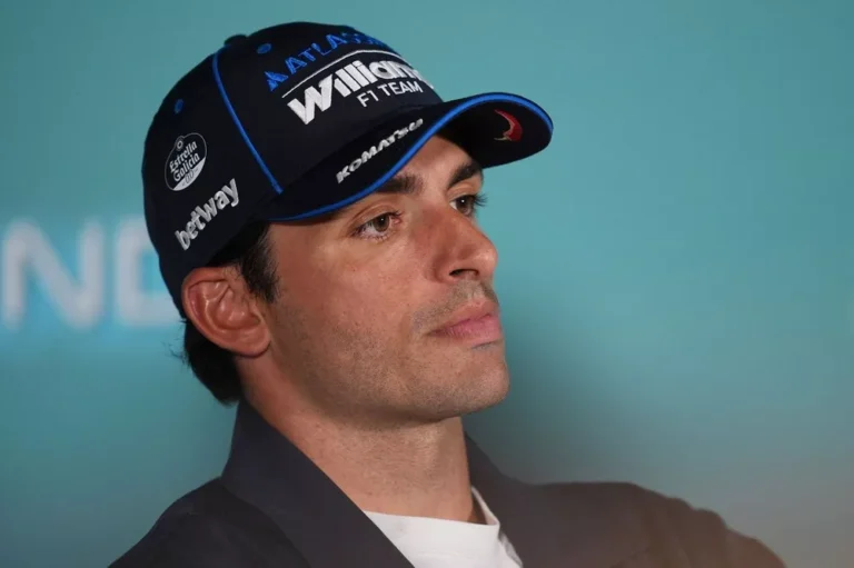 F1 Taraftarları Sainz’ın Madring Turlarında Bölündü