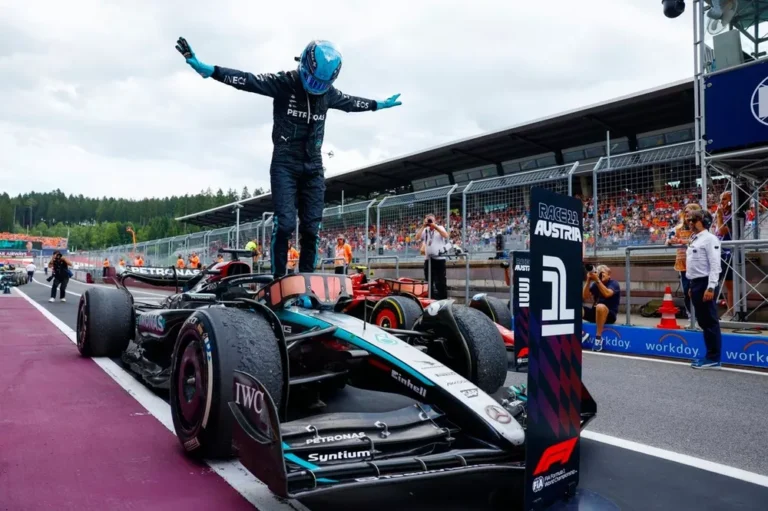 George Russell Viral T-Pose’un Nasıl Doğduğunu Açıkladı