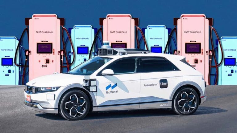 Uber, EV Şarj Ağı İçin Verisini KullanıyorUber, EV Şarj Ağı İçin Verisini Kullanıyor