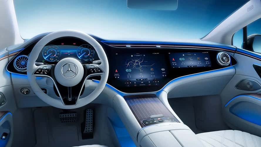 Mercedes-Benz Fiziksel Düğmeleri Geri Getiriyor