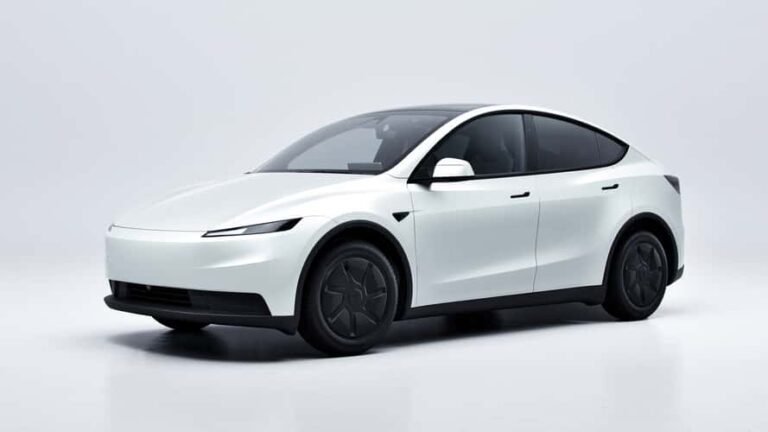 Tesla Görüntülü Görüşme Desteğini Genişletiyor